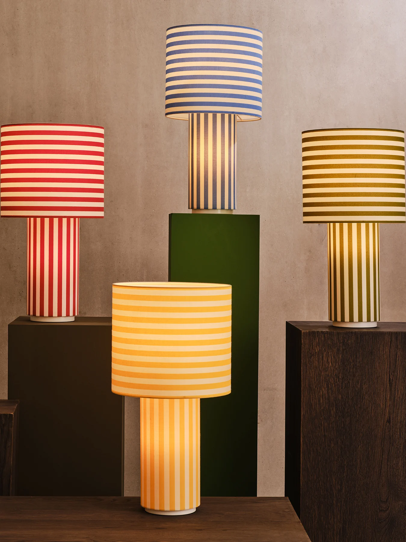 Raie Fabric Table Lamp Yellow/White - Image 2