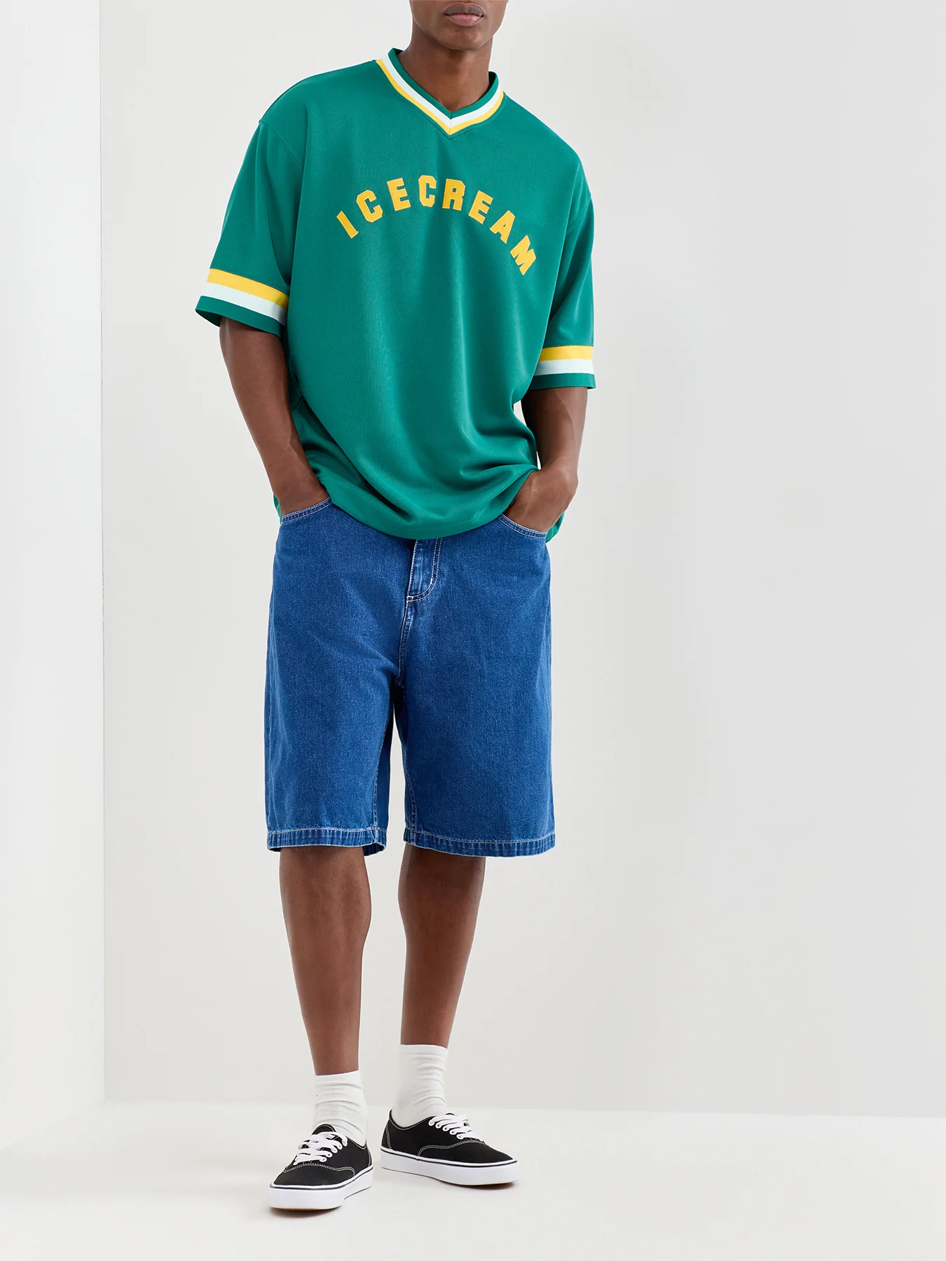 V-Neck Sports Jersey Blue - Image 2