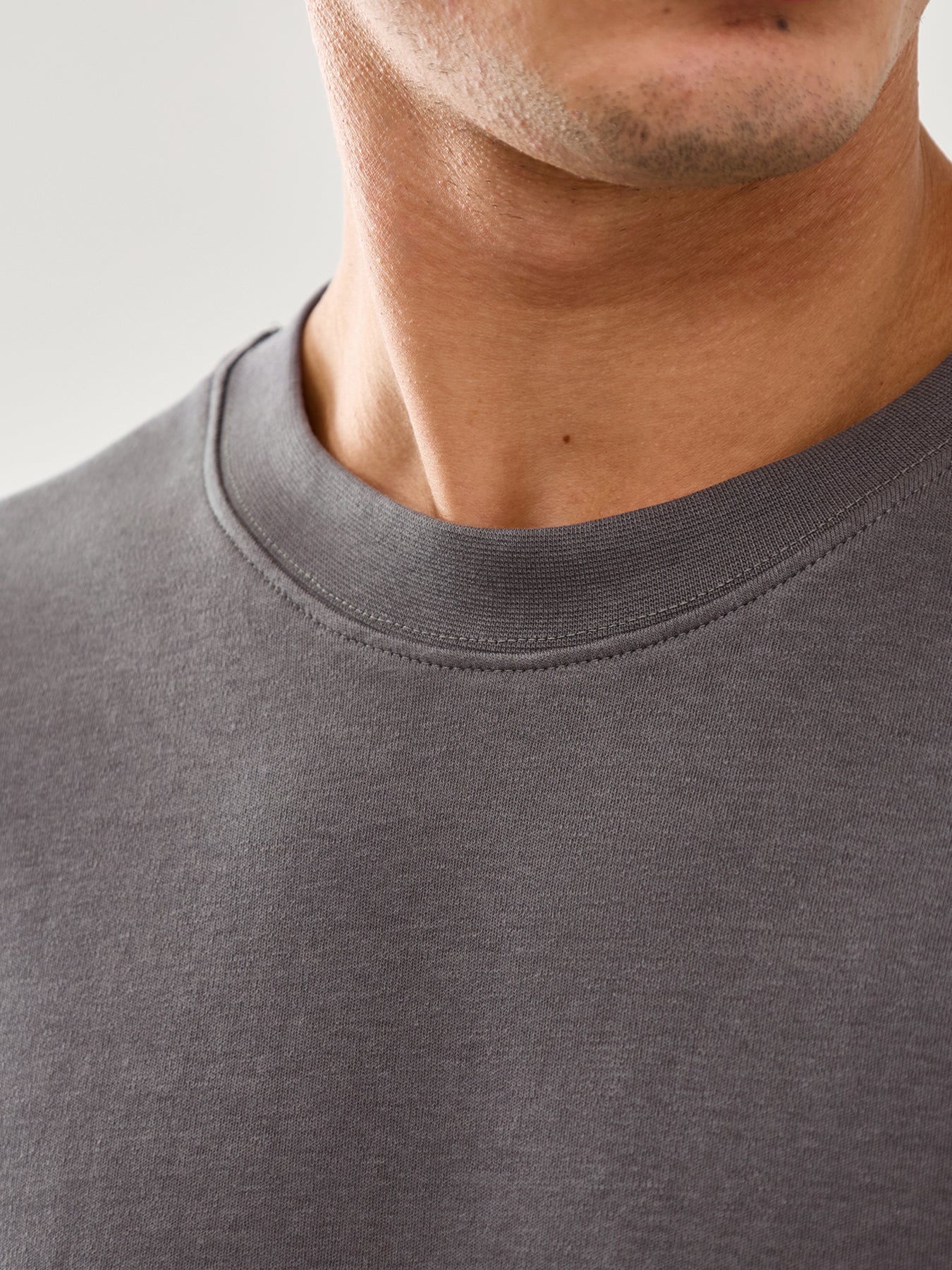 Urban Edge O-Neck T-Shirt - Image 3