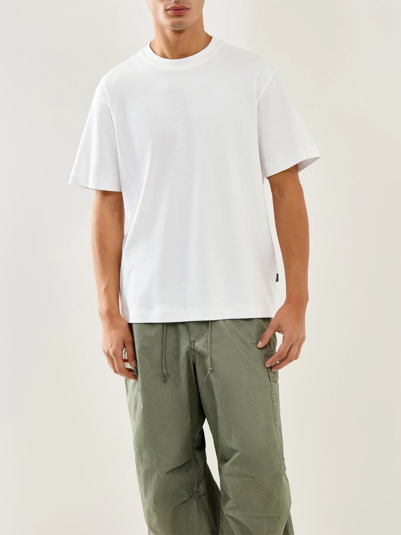 Urban Edge T-Shirt White - Image 4
