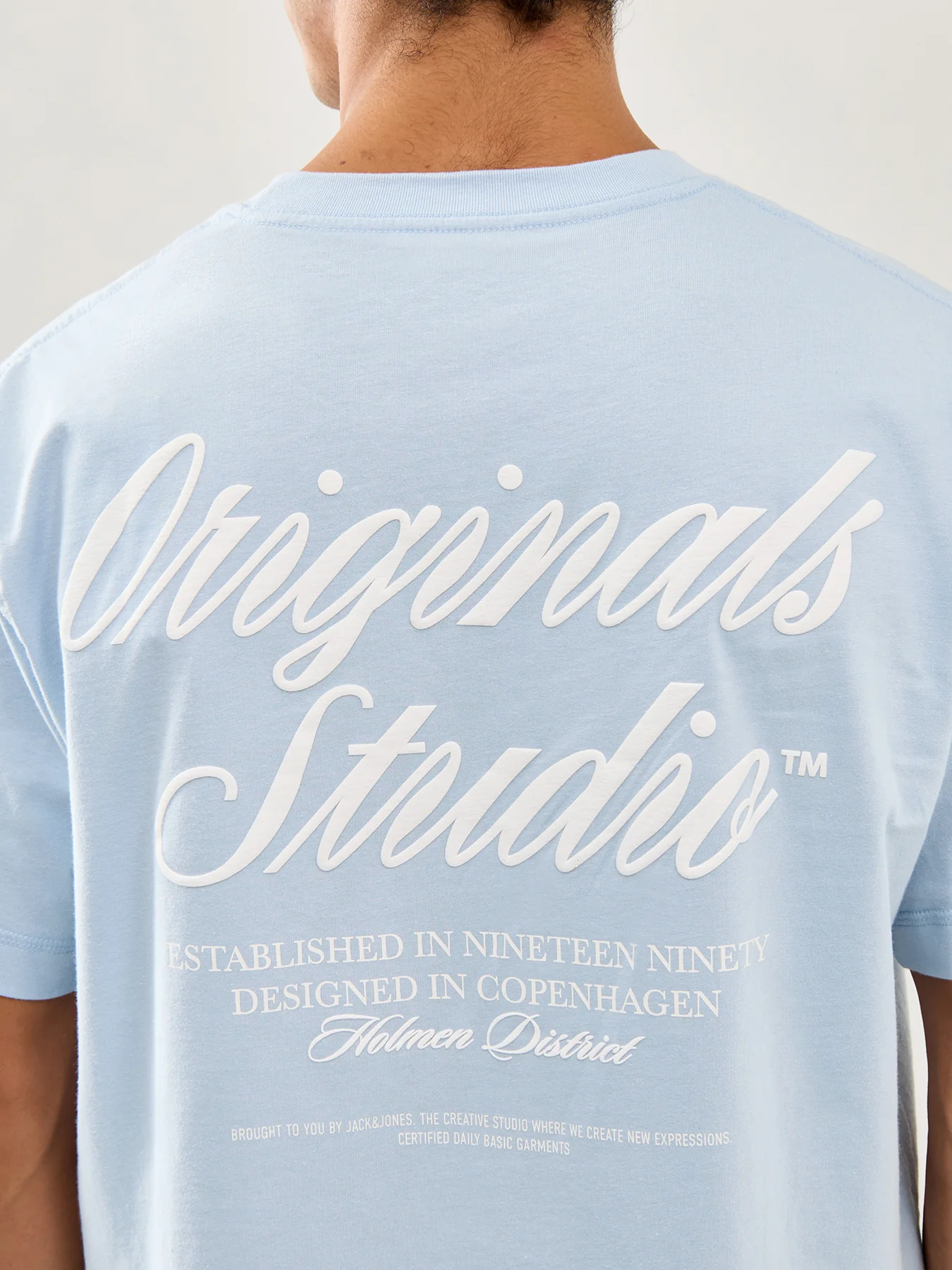 Typo T-Shirt Crew Neck Blue - Image 3