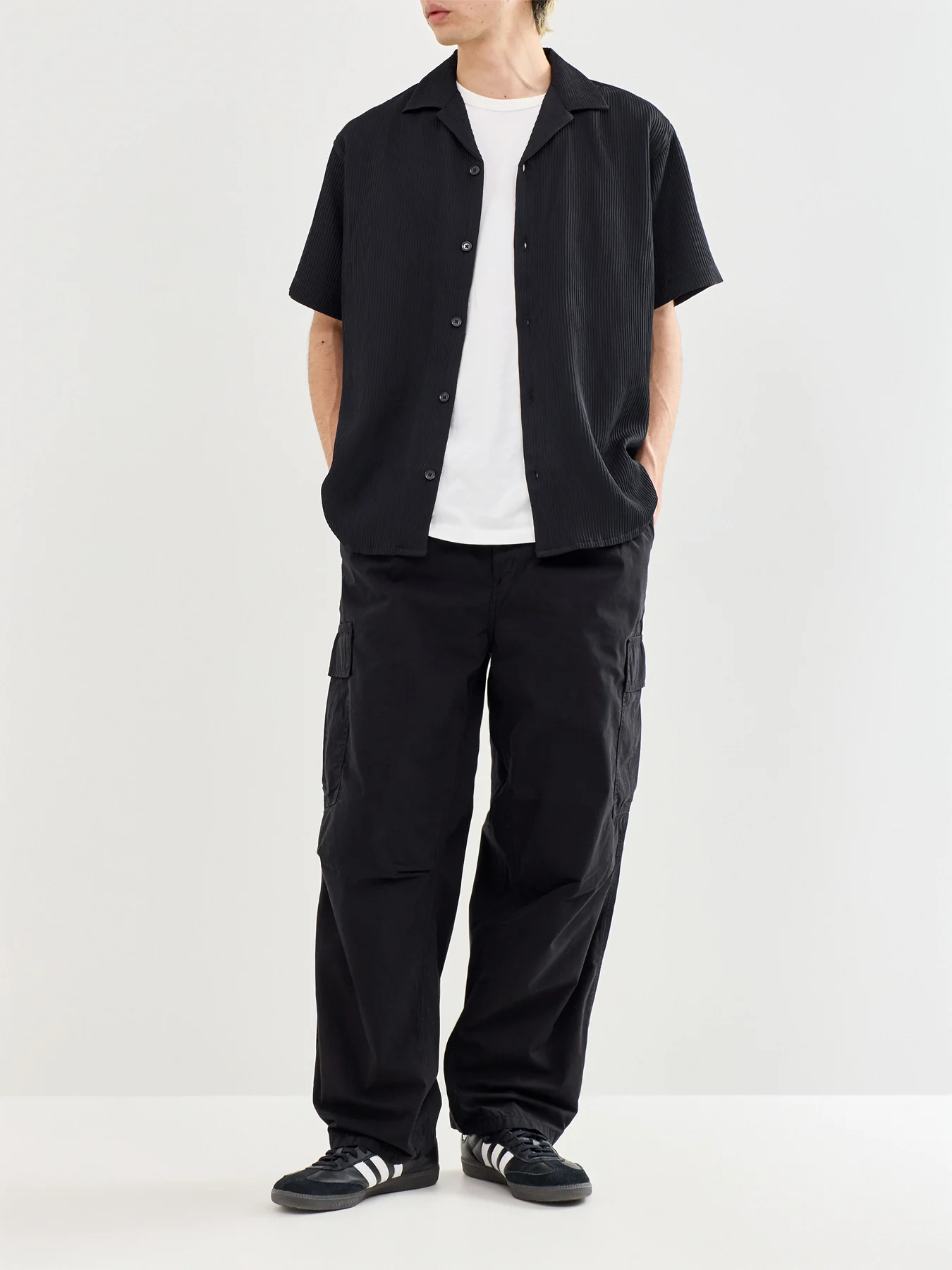 Short Sleeve Resort Shirt Black - Image 2