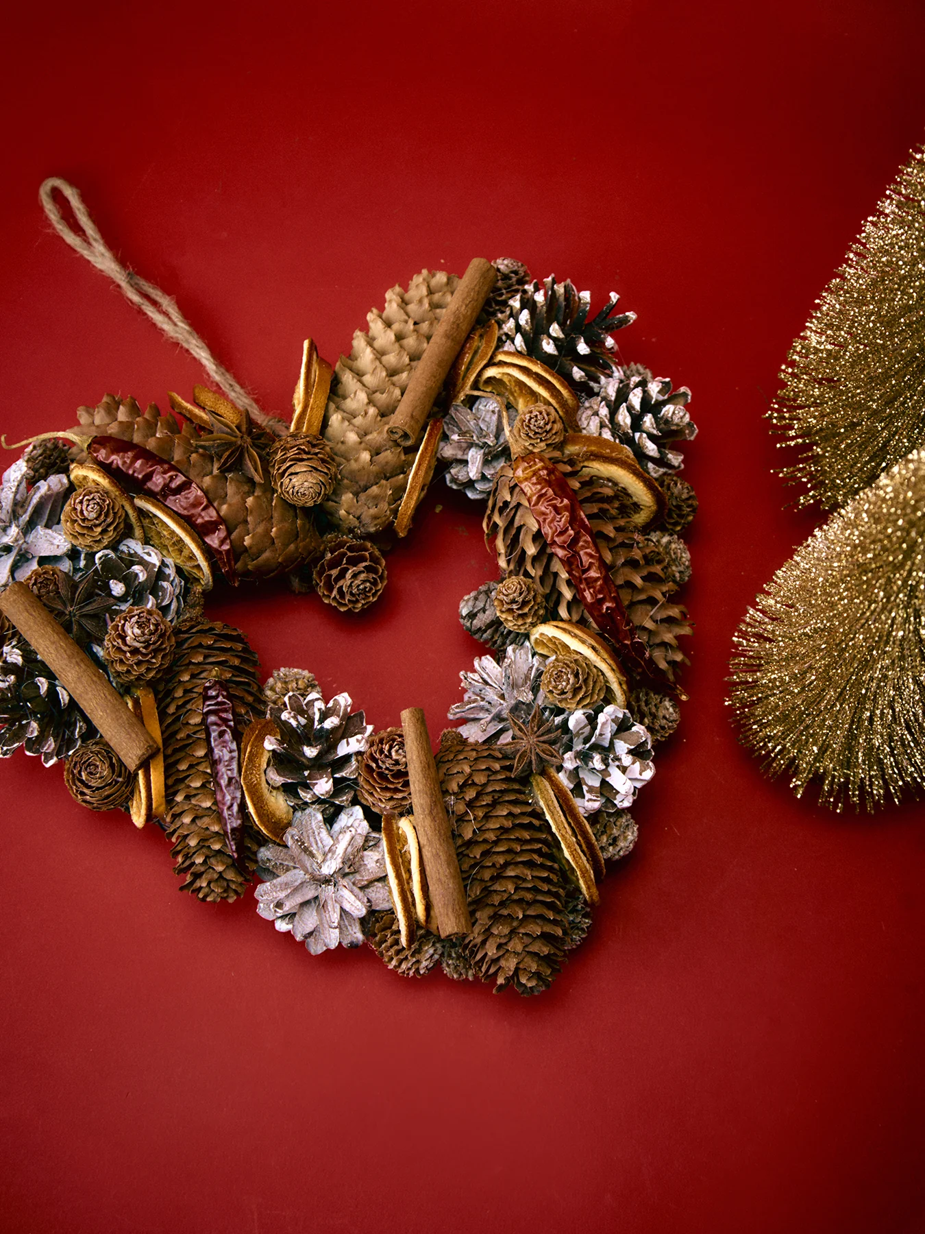 Cone And Orange Twig Heart Christmas Decoration 25cm - Image 2