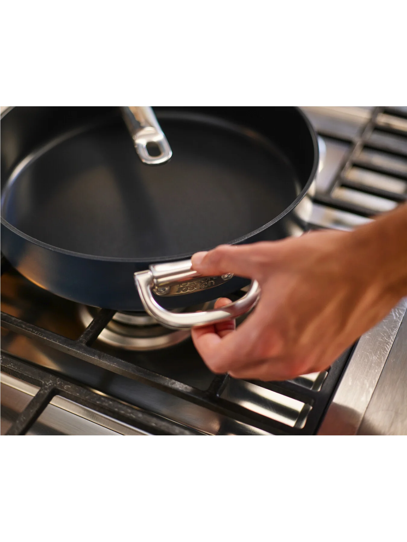 Space Non Stick 2 Piece Frying Pan Set - Image 3