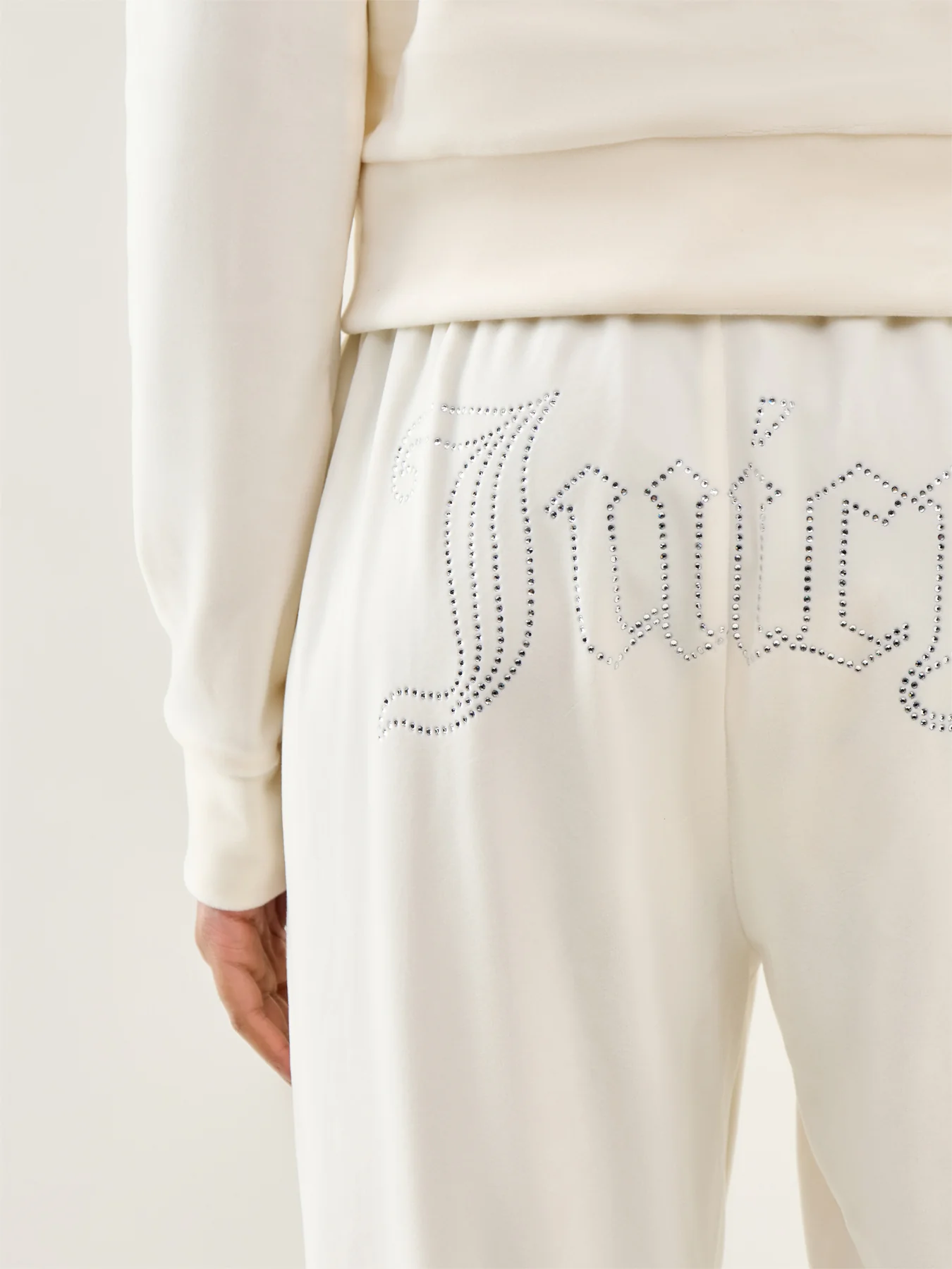 Outline Trackpants White - Image 3
