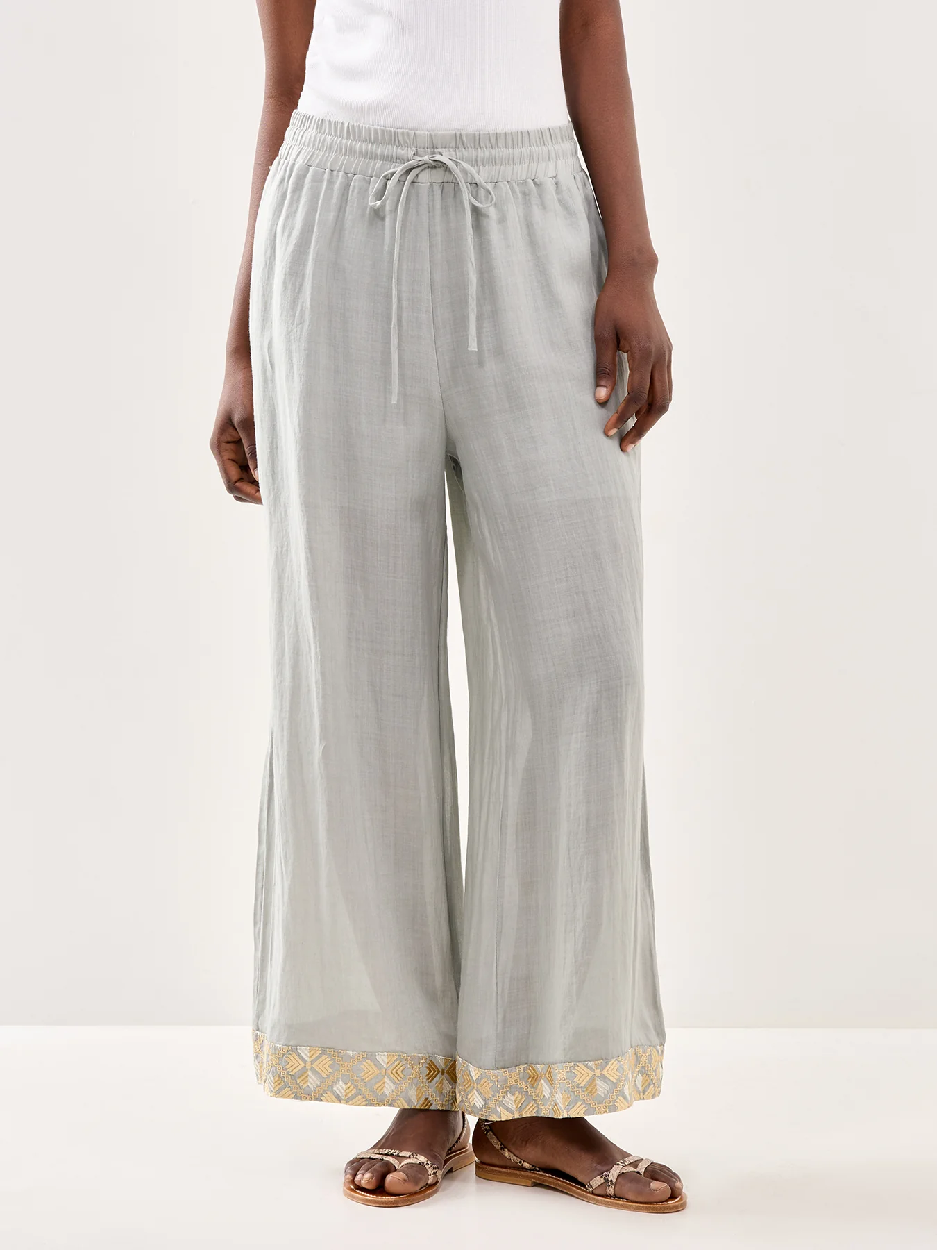 Wide Leg Cropped Linen Trousers Grey - Image 4