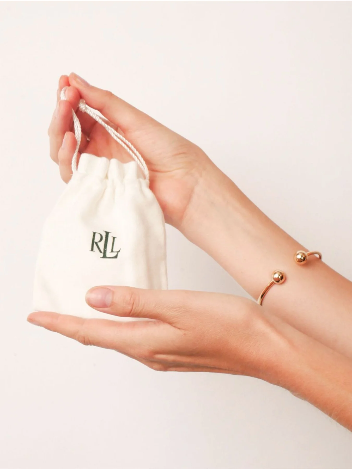 Logo Slider Bangle Gold - Image 2