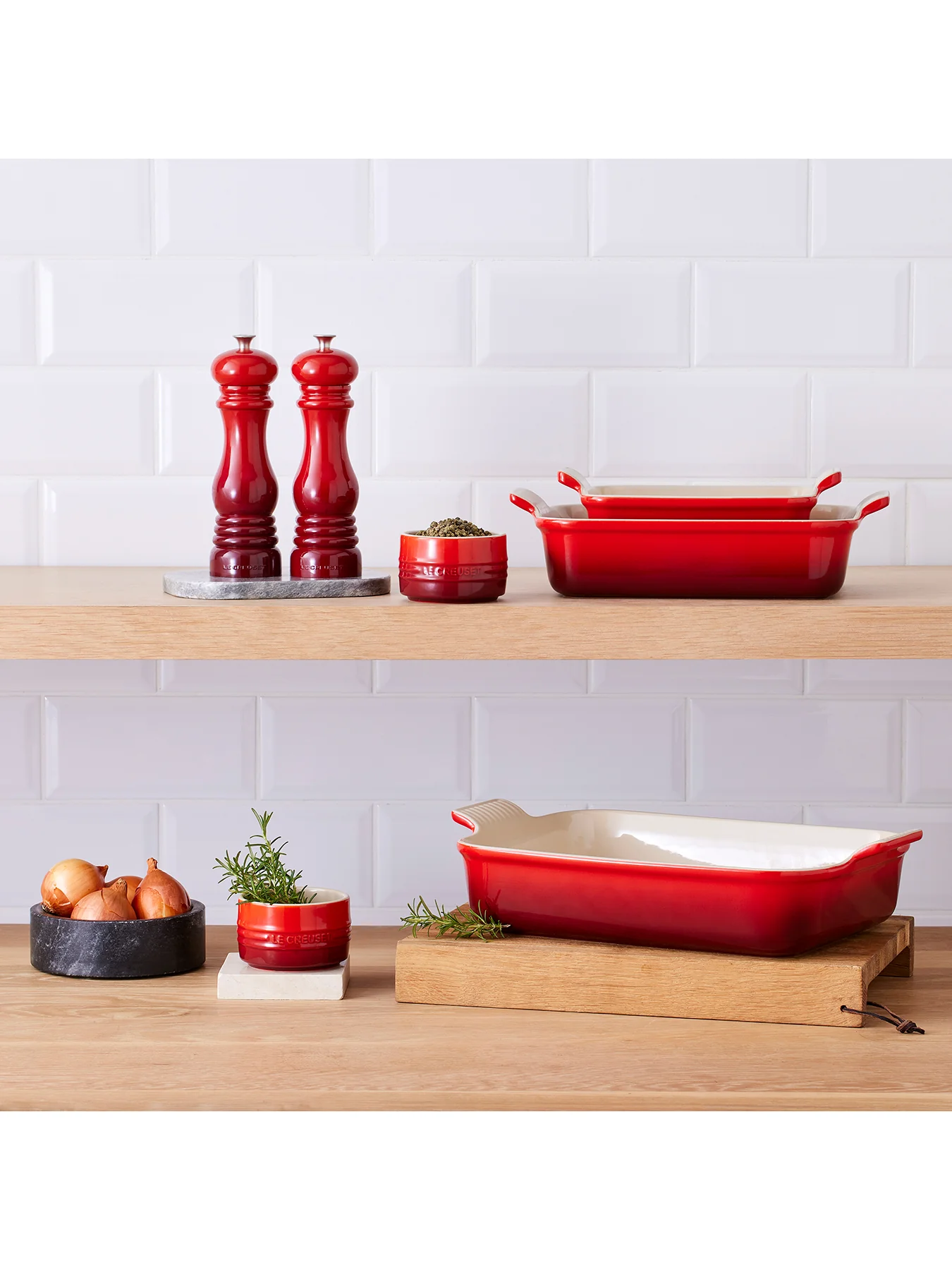 Stoneware Heritage Rectangular Dish 26cm Cerise - Image 5