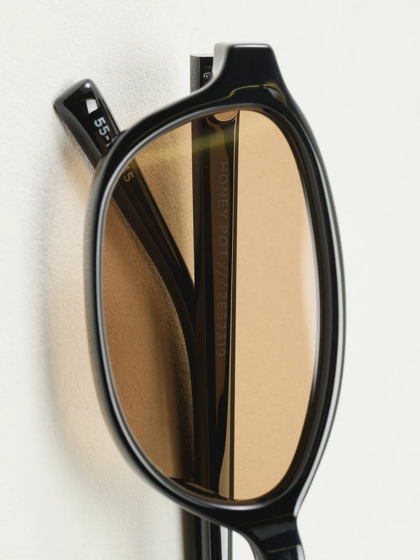 Honey Pot Sunglasses Black - Image 3