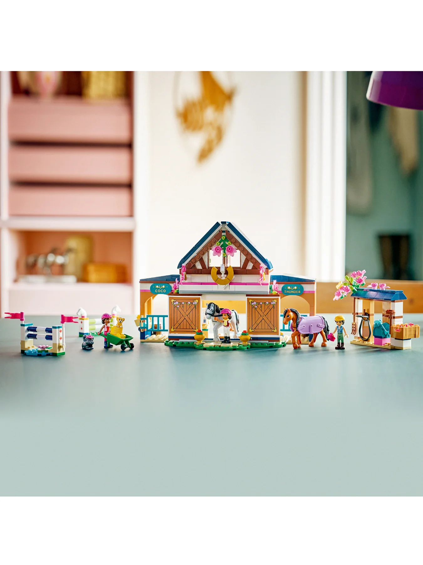 Friends Horse Stable and Riding Academy Set 42688 - Image 3