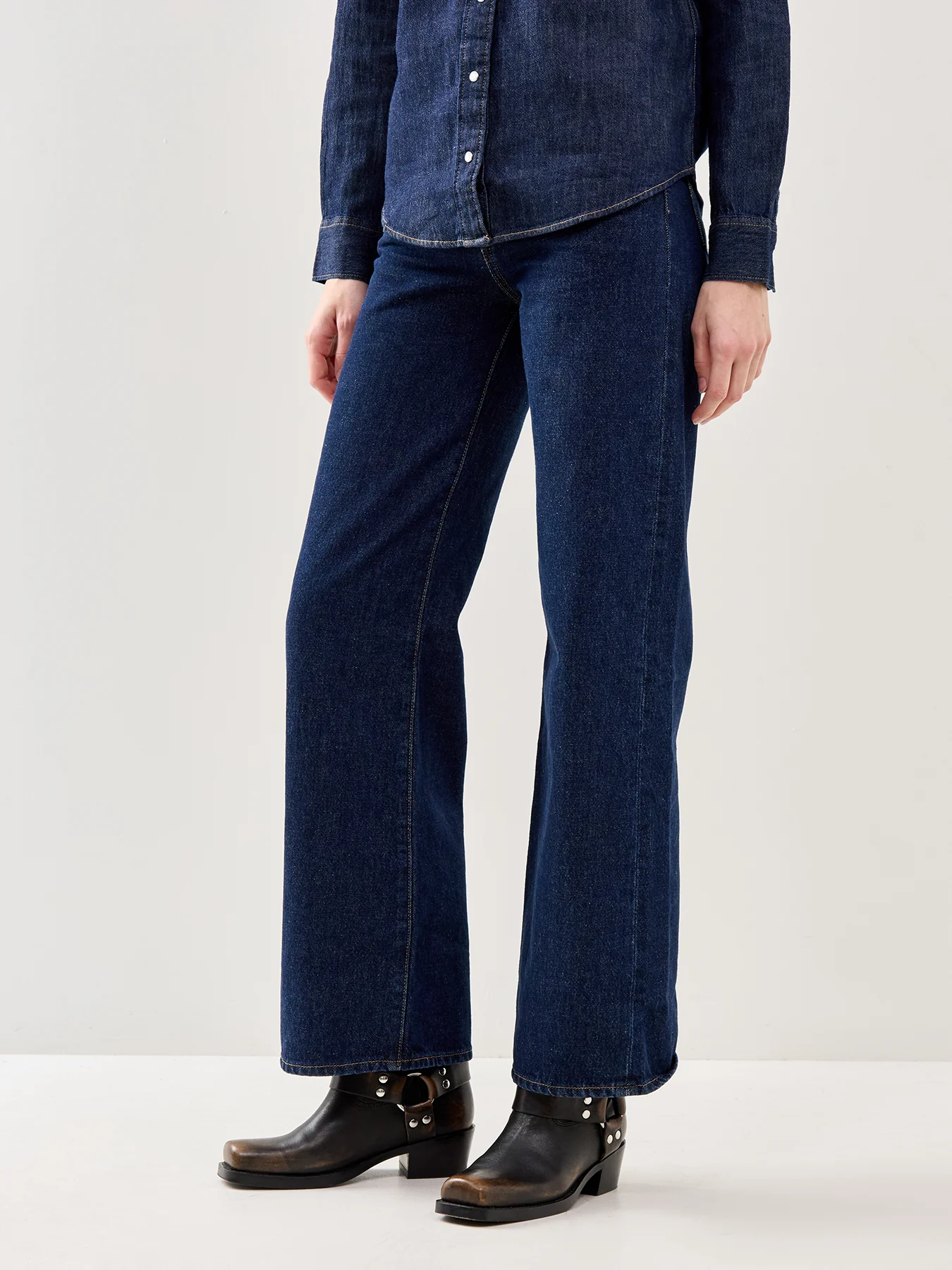 Ribcage Wide Leg Jeans Dark Indigo - Image 4