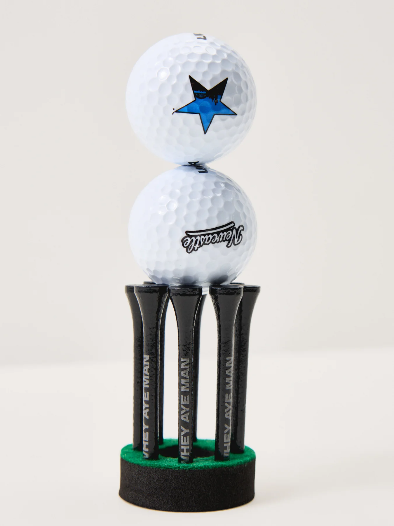 Golf Ball and Tee Boxed Gift Set - Image 2