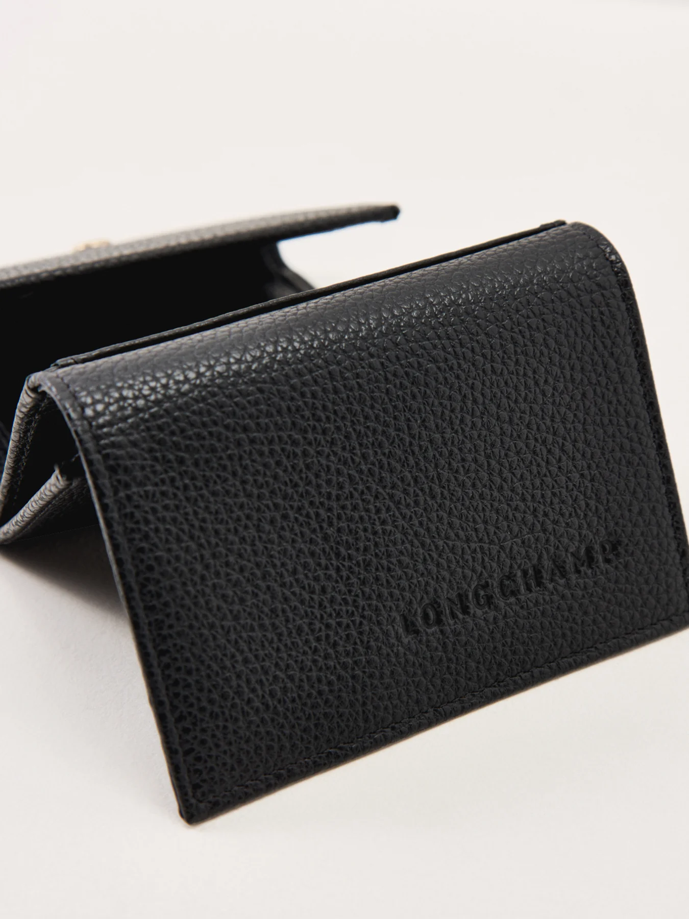 Le Foulonné Compact Leather Wallet Black - Image 3