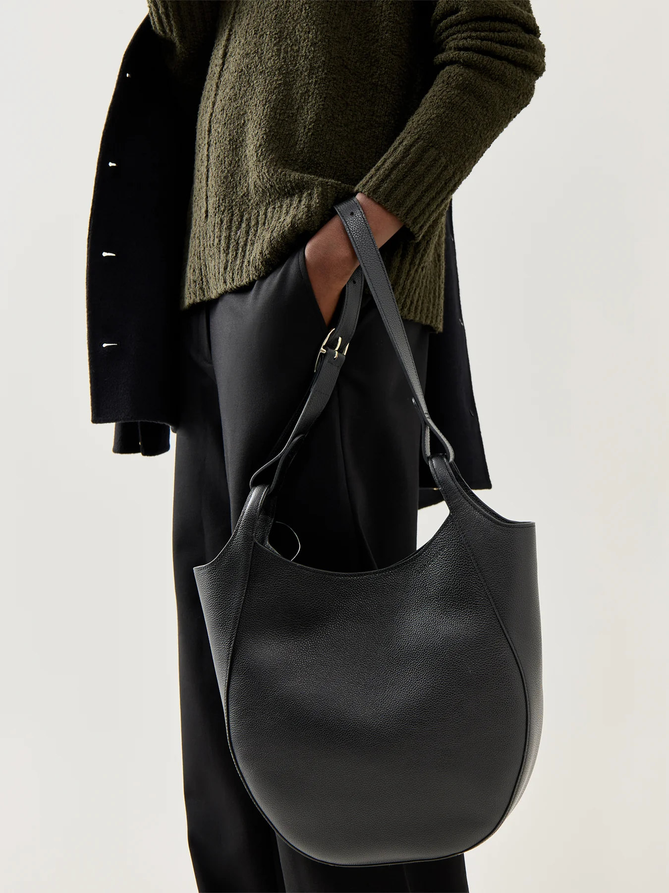 Le Foulonne Hobo Bag Large Black - Image 2