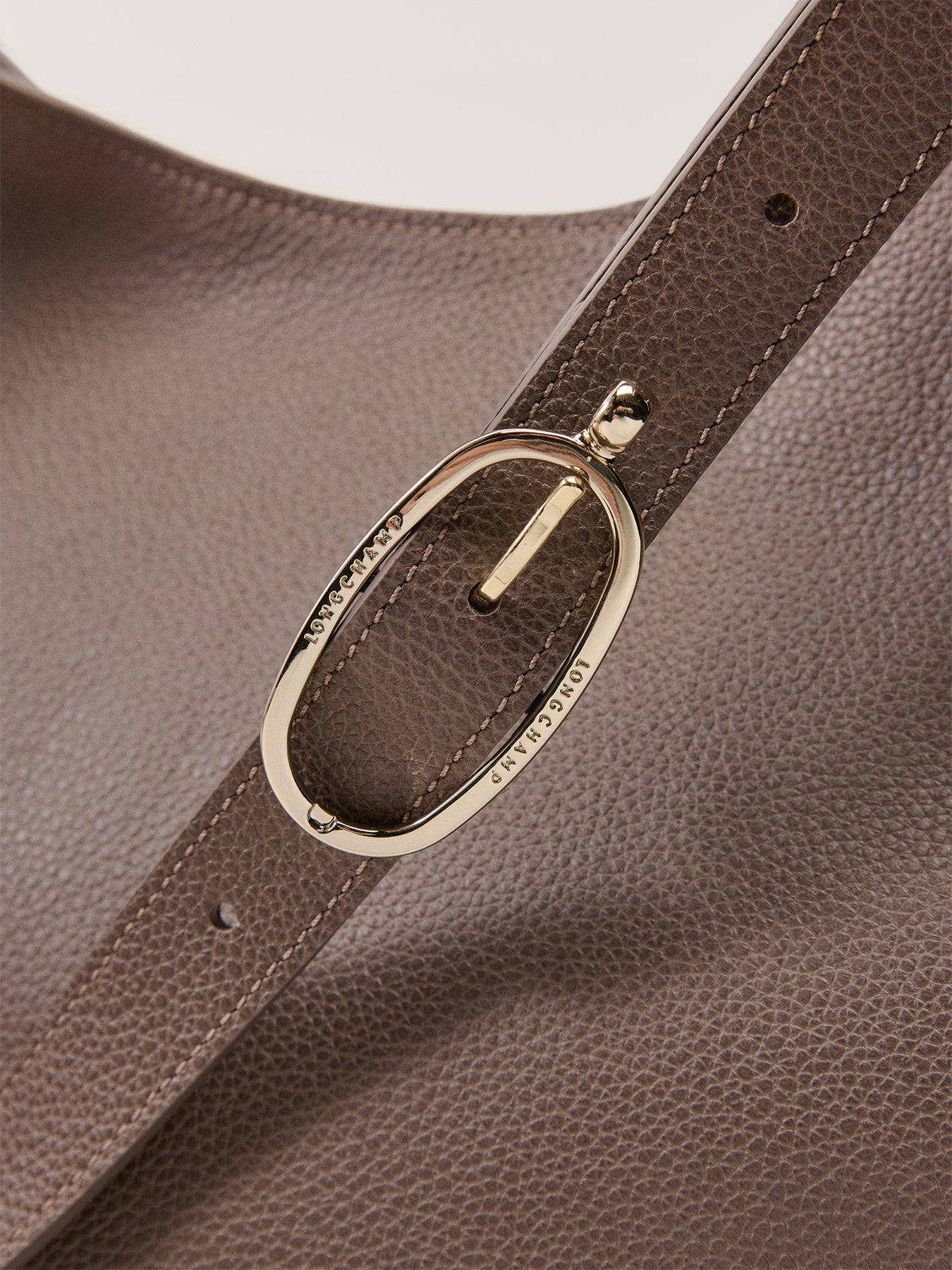 Le Foulonne Hobo Bag Large Taupe - Image 5