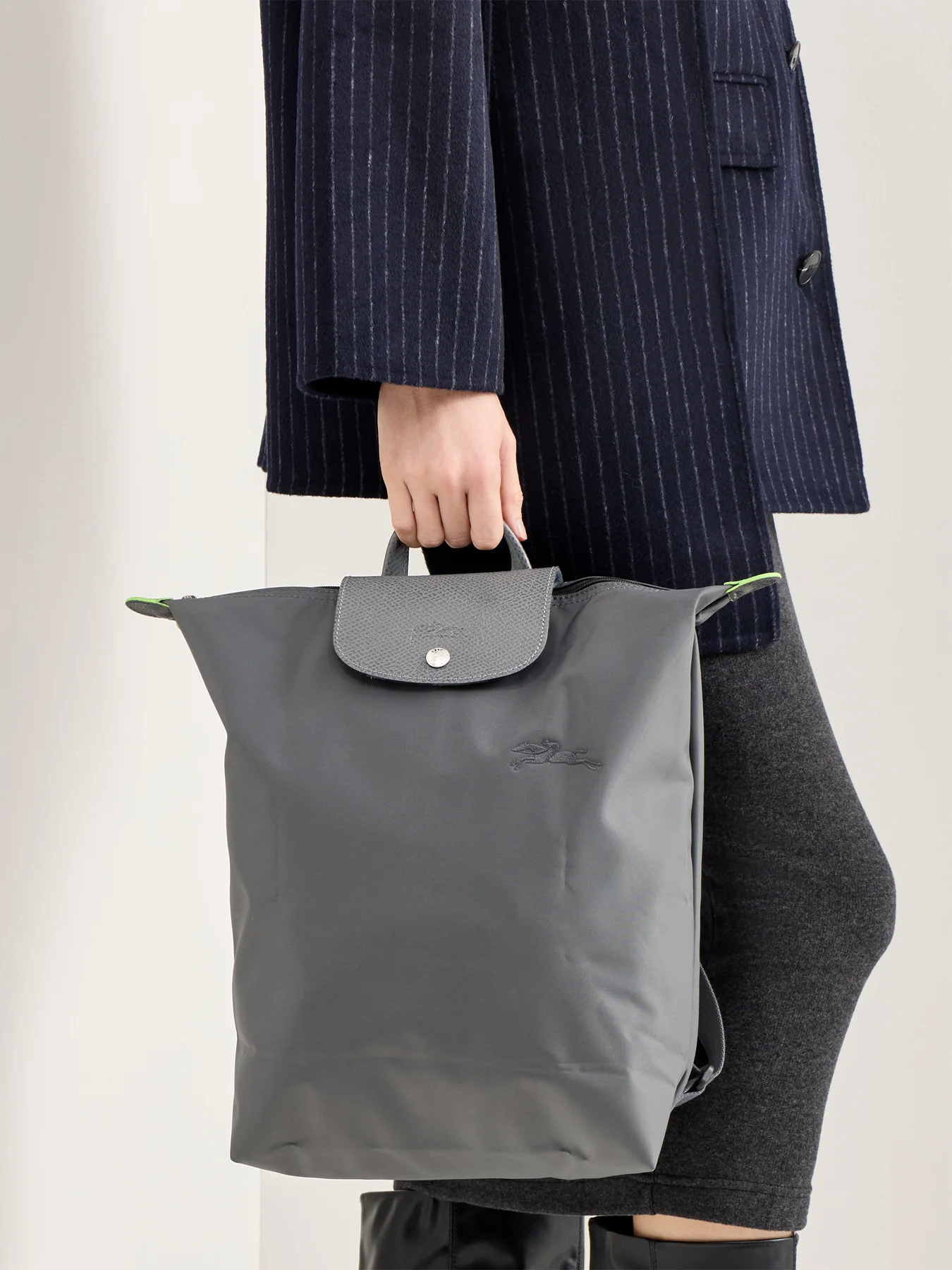Le Pliage Green Medium Backpack Graphite - Image 2