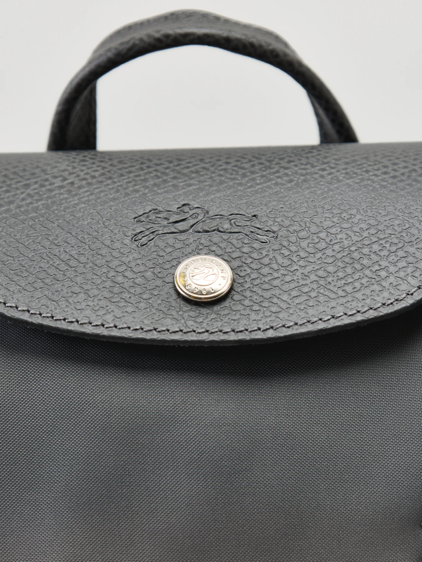 Le Pliage Green Medium Backpack Graphite - Image 4