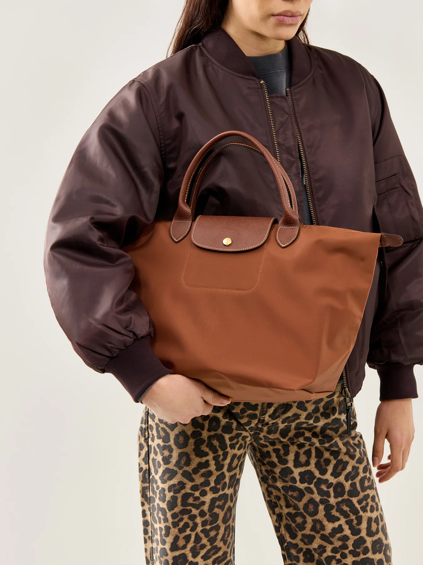 Le Pliage Medium Nylon Handbag Cognac - Image 2
