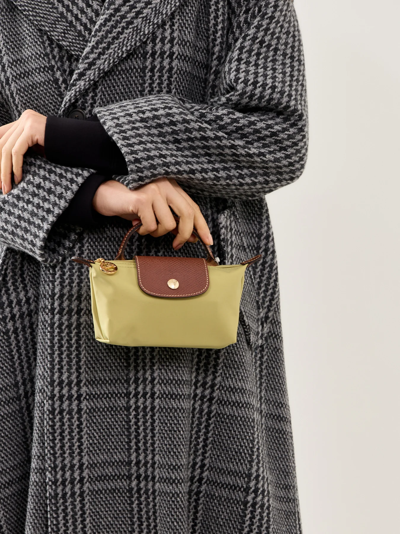 Le Pliage Classic Nylon Pouch Pistachio - Image 2