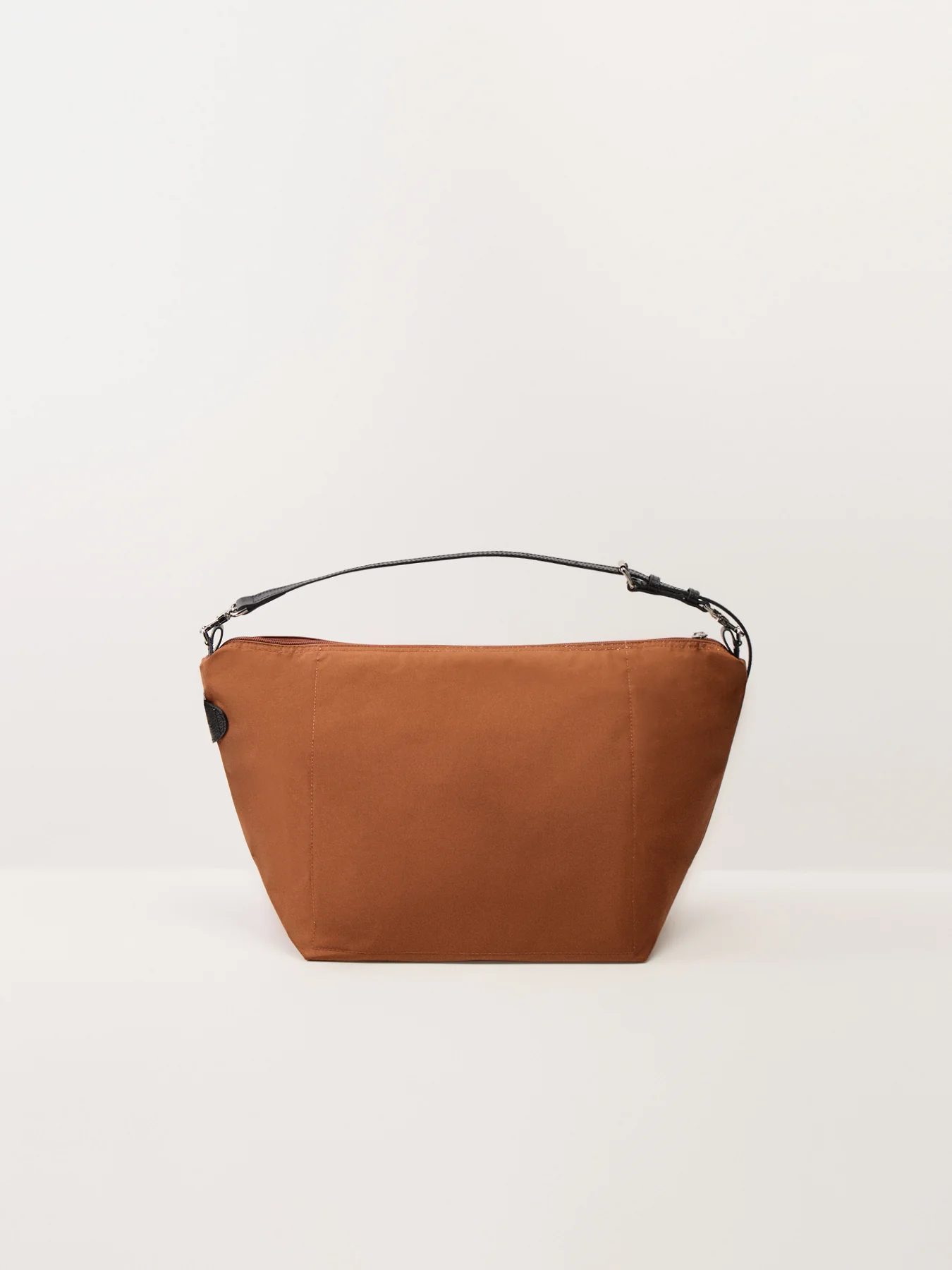 Le Slouchy T Hobo Bag Medium Cognac - Image 3