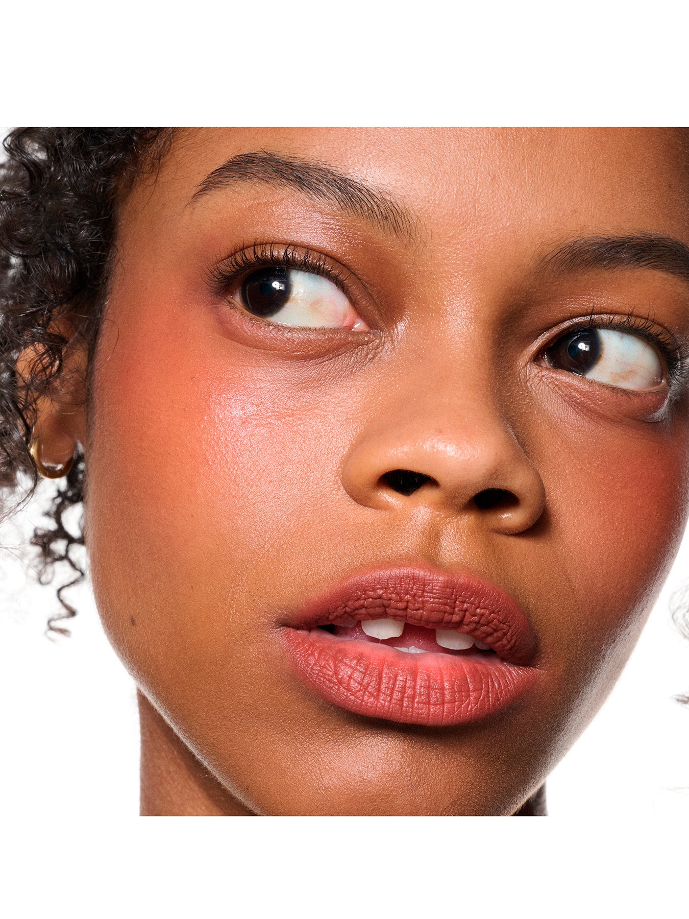 Powder Kiss Lip and Cheek Mousse - Image 49