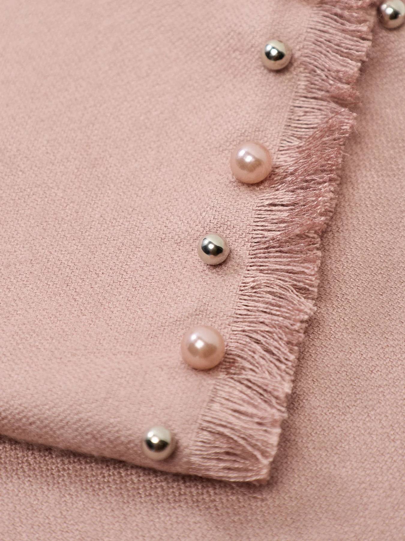 Pearl and Stud Border Wrap Pink - Image 3