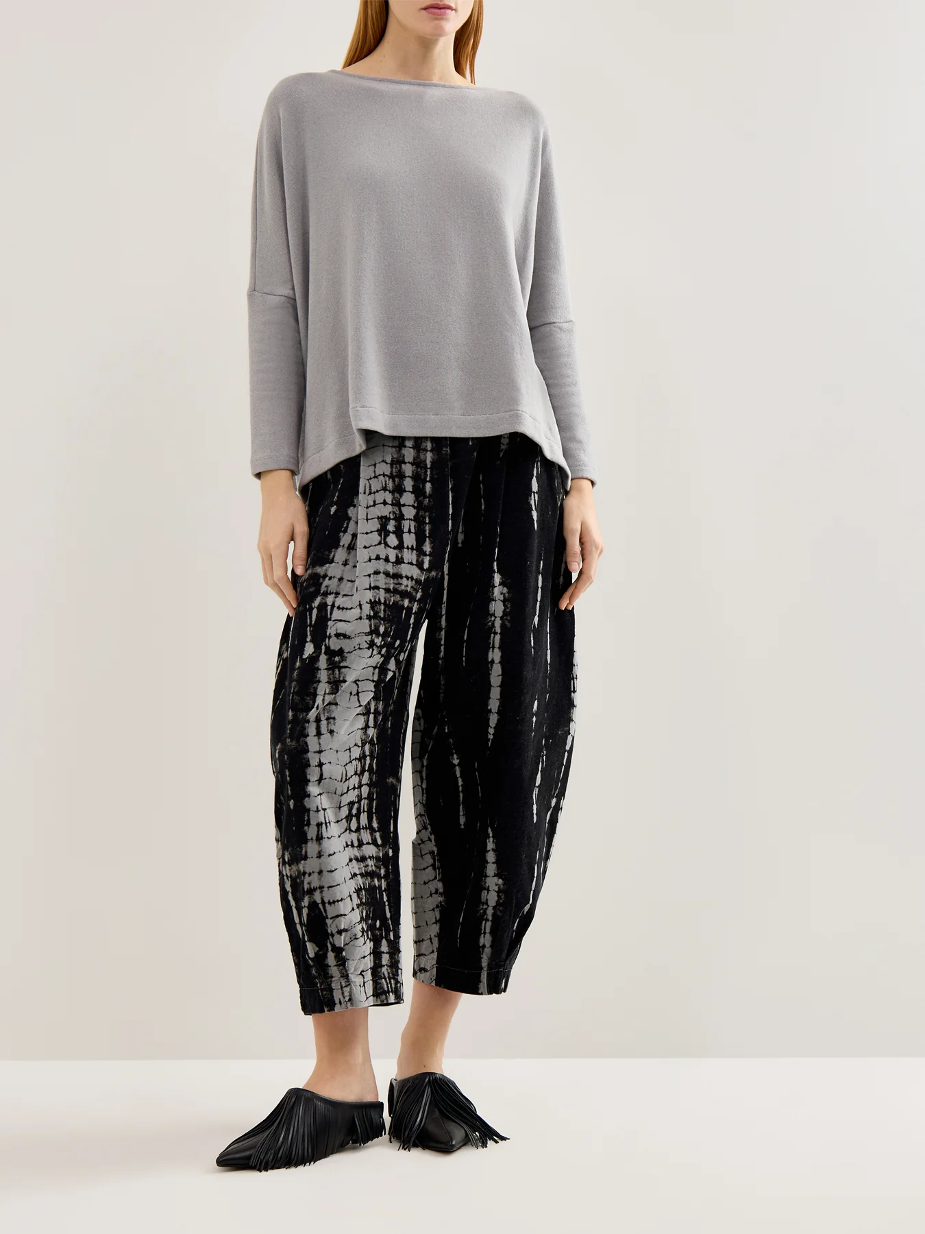 Barrel Trousers Light Grey - Image 2