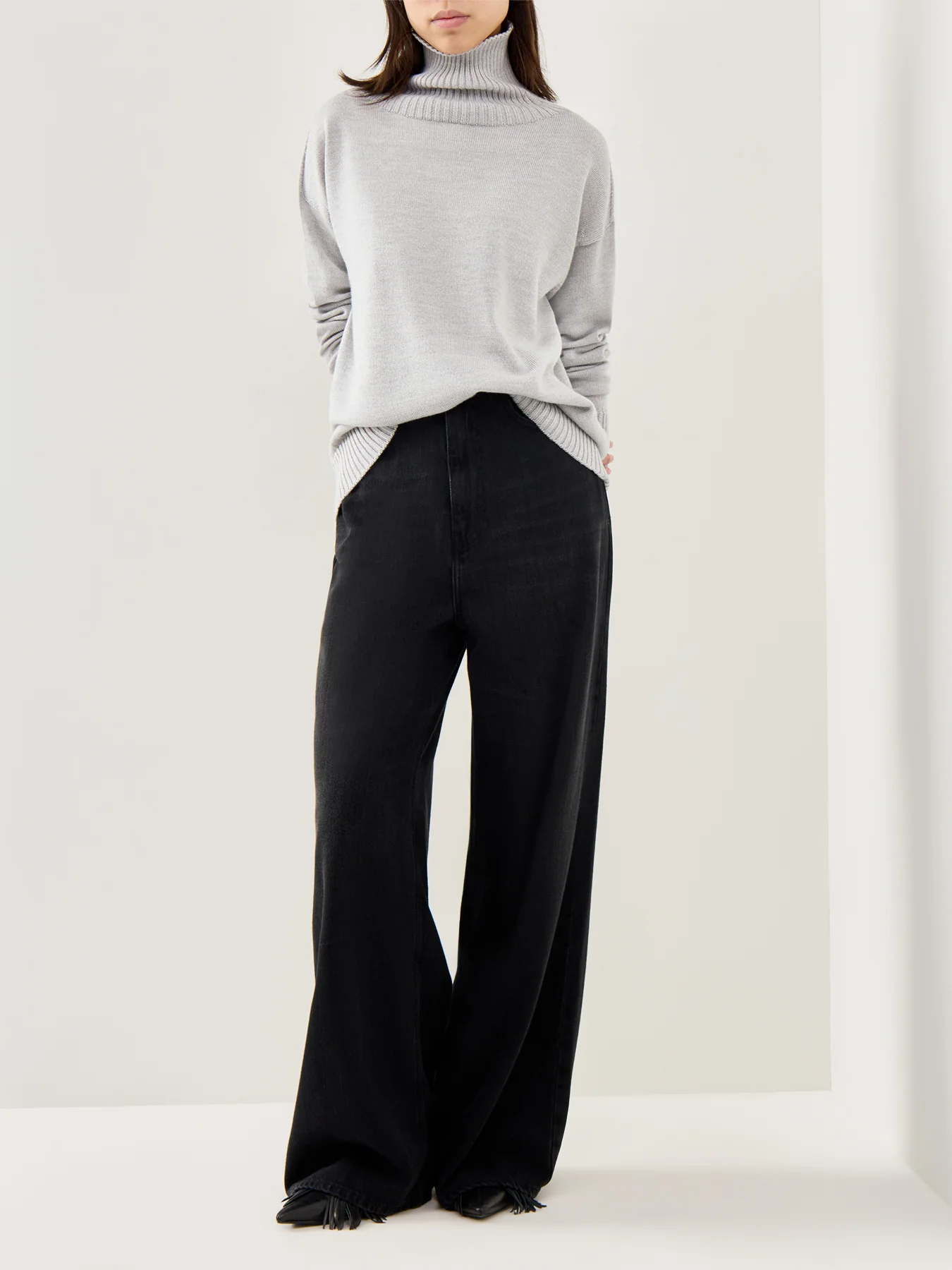 Mino Knit Light Grey - Image 2