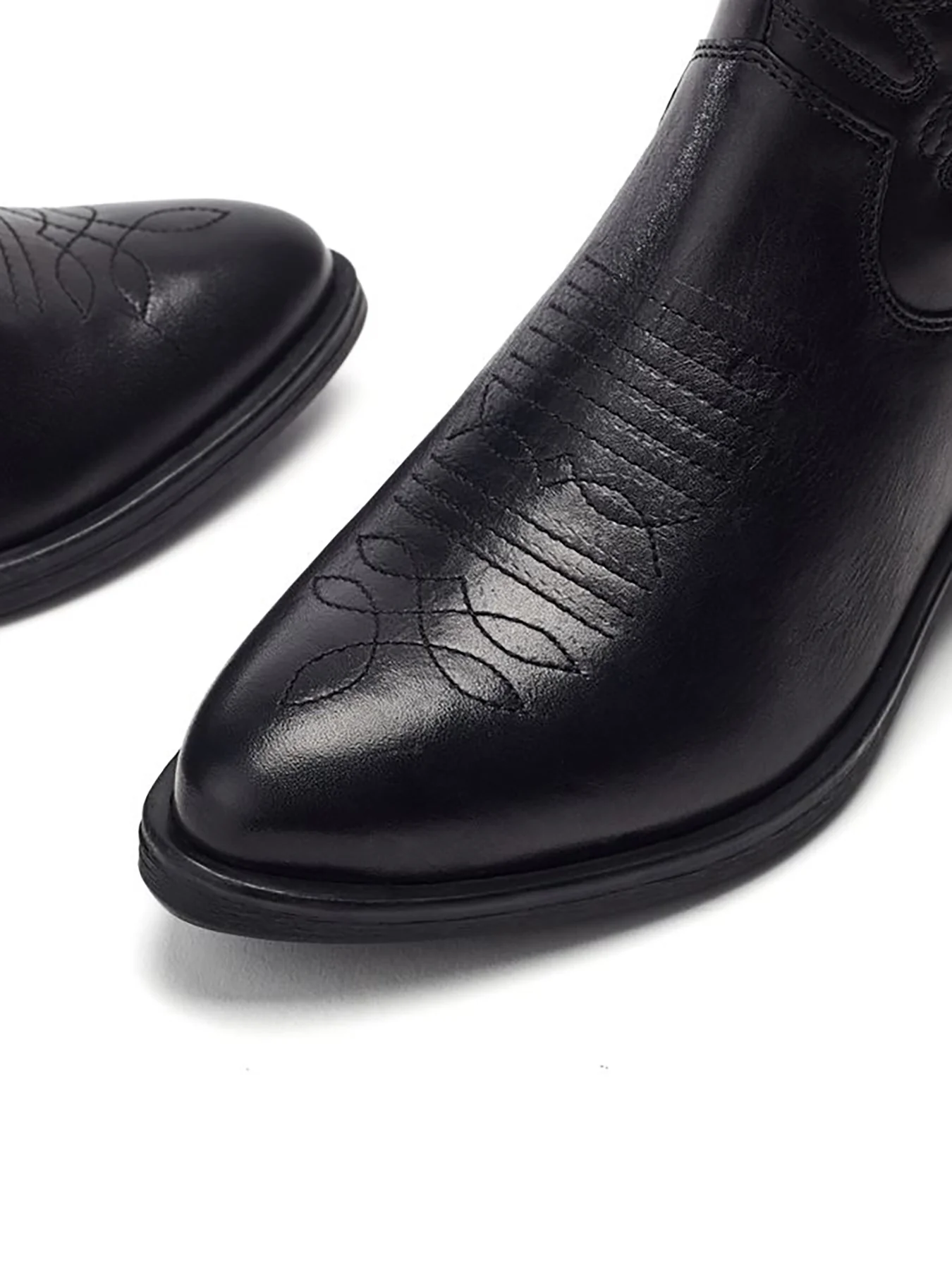 Bracknell Leather Ankle Boots Black - Image 4