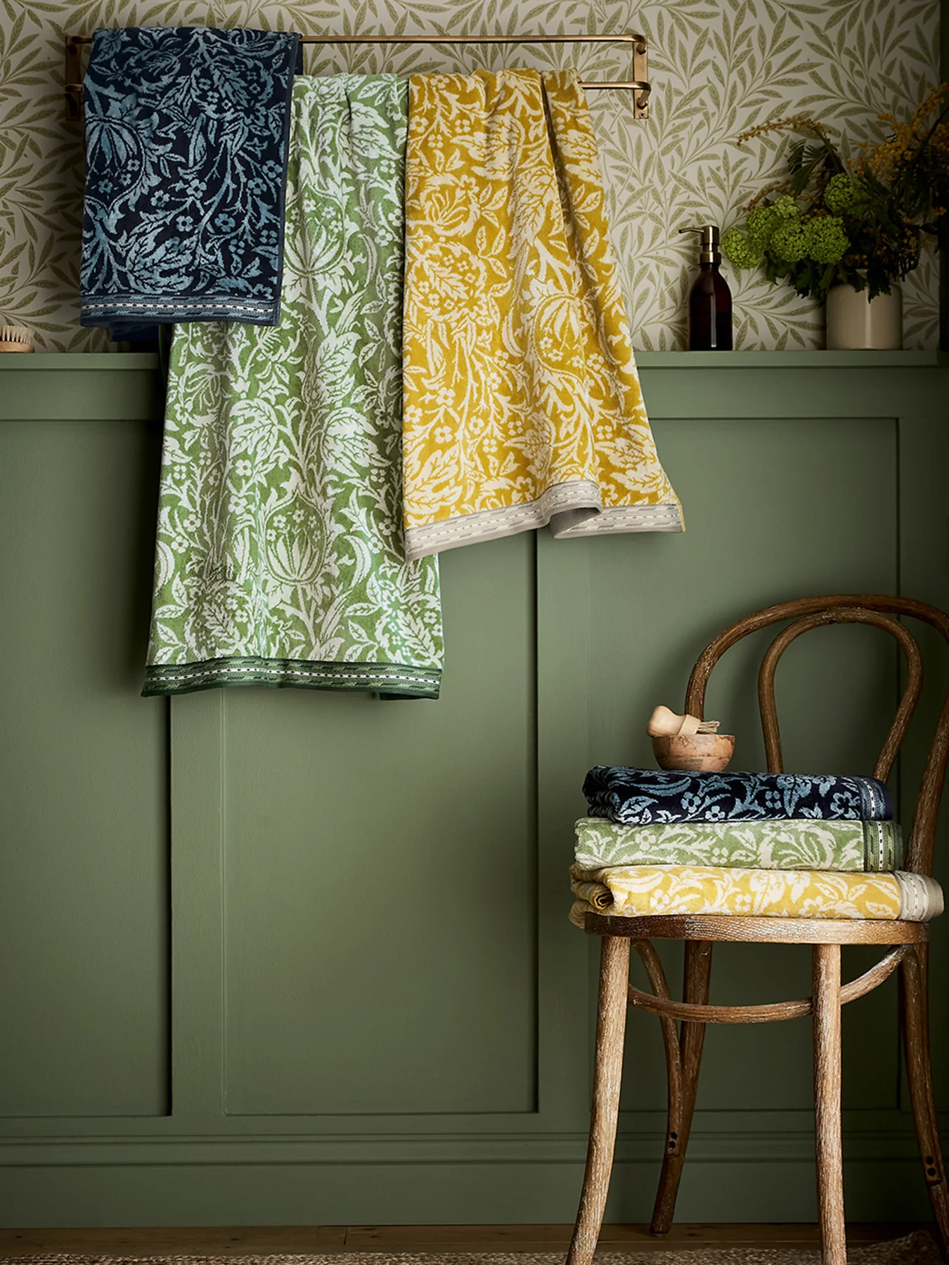 River Wandle Elmcote Bath Towel - Image 3