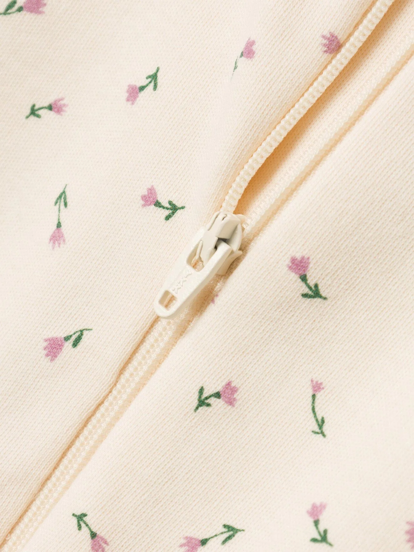 NBFNIGHTSUIT ZIP BUTTERCREAM FLORAL NOOS - Image 3
