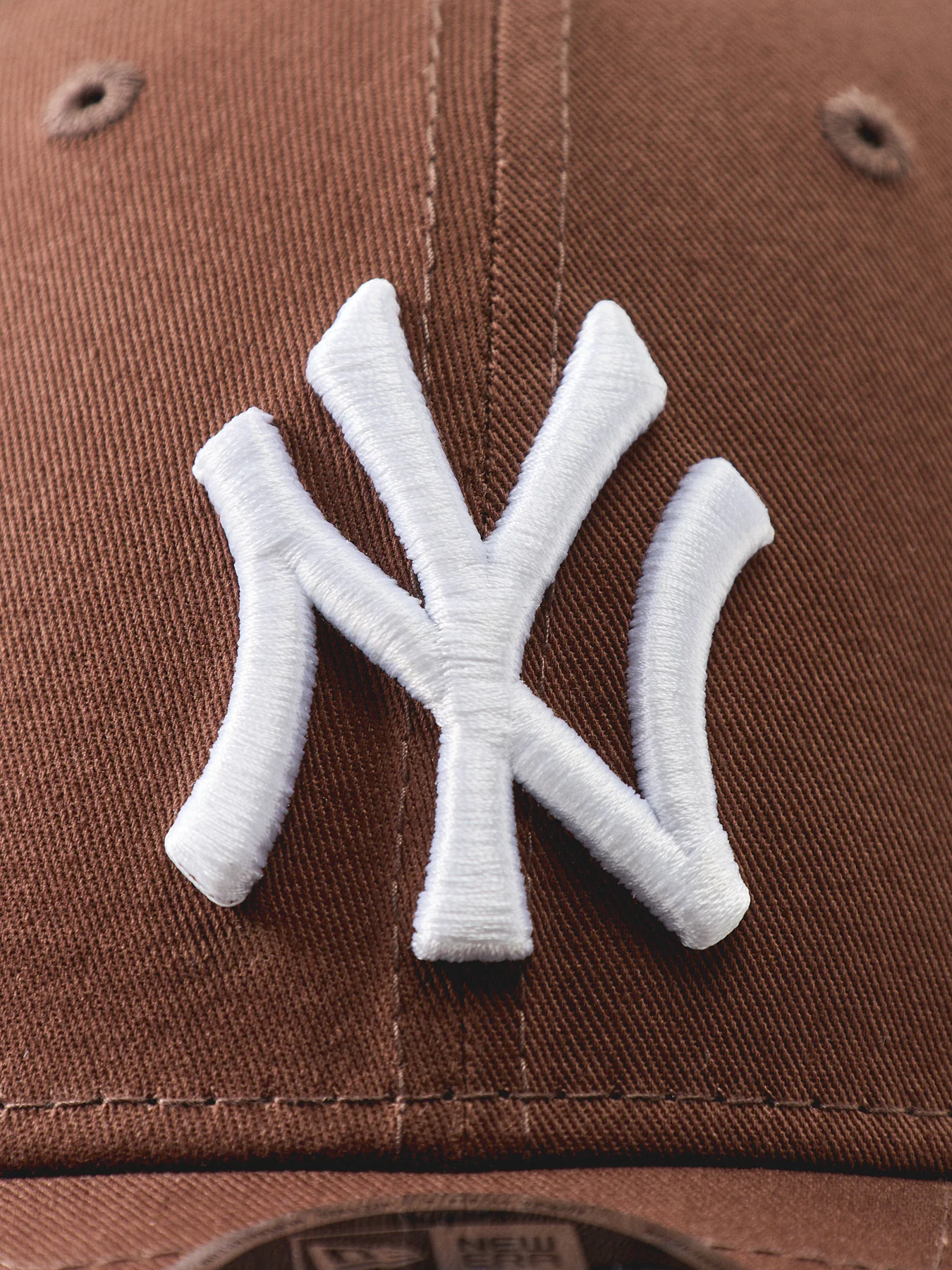 9Forty Mid Crown Cap Brown - Image 3