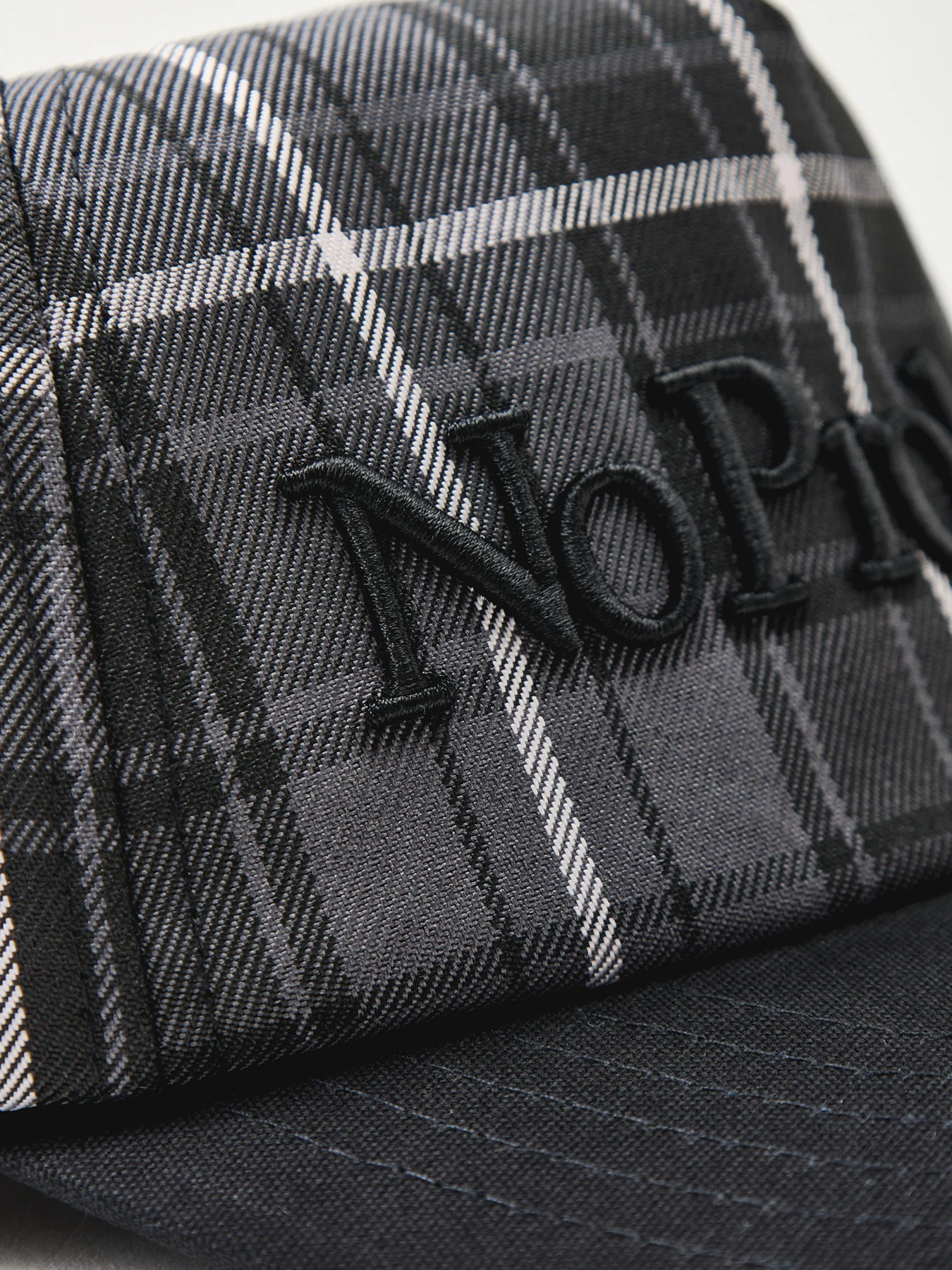 Plaid Cotton Cap Black - Image 3