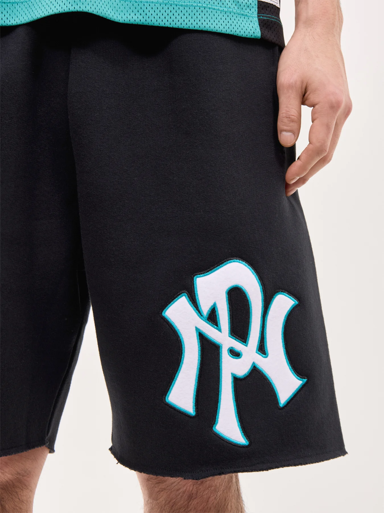 NYP Premium Sweatshorts Black - Image 3