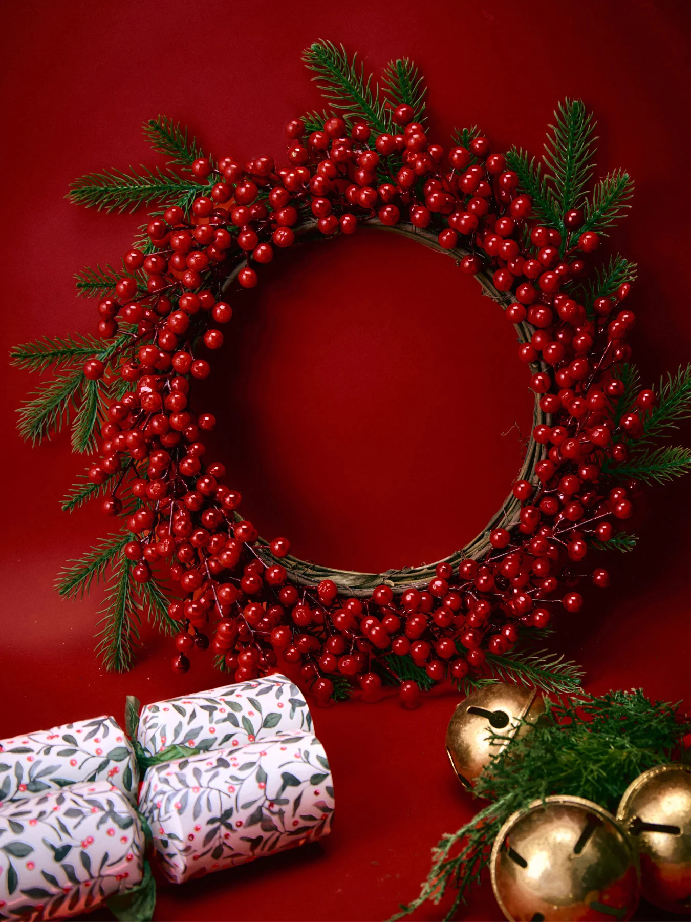 Red Berry Christmas Wreath Christmas 50cm - Image 2