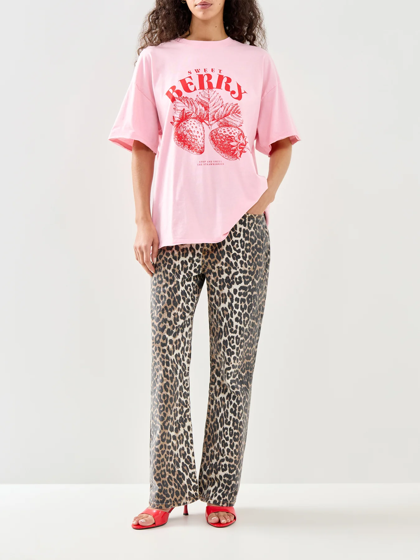Kinna Oversized Short Sleeve T Shirt Pink - Image 2