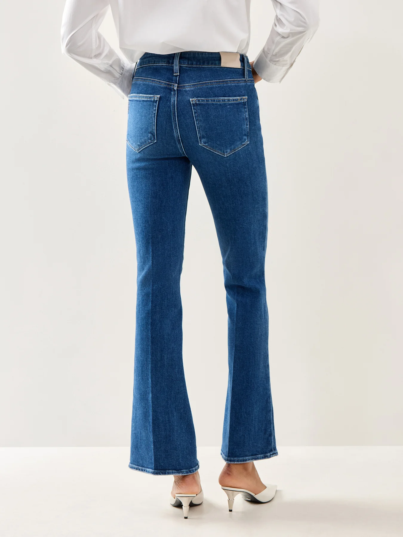 Laurel Canyon High Rise Bootcut Jeans A Capella - Image 5
