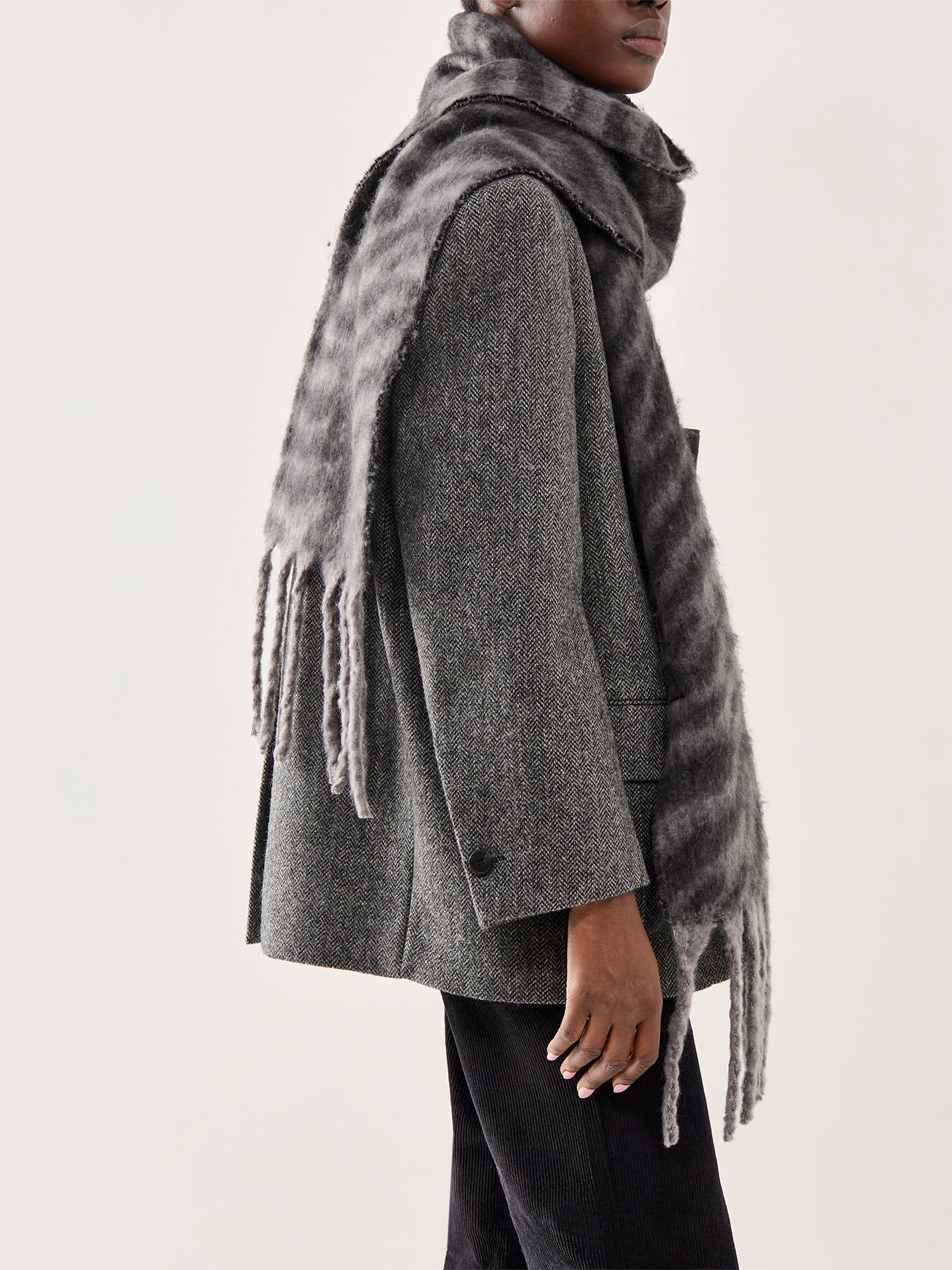 Jordan Zebra Stripe Scarf Grey - Image 2
