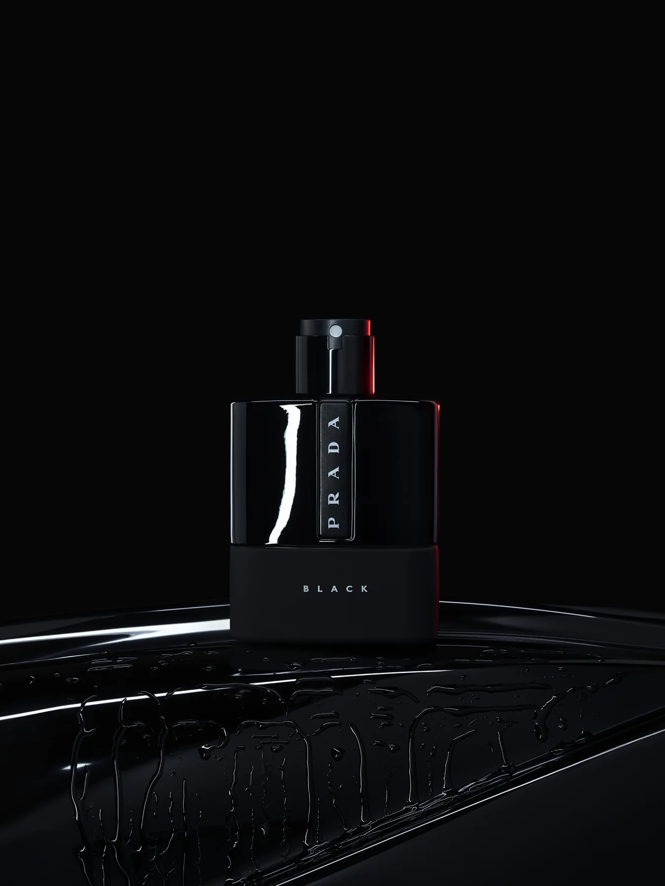 Luna Rossa Black Eau de Parfum 50ml - Image 2
