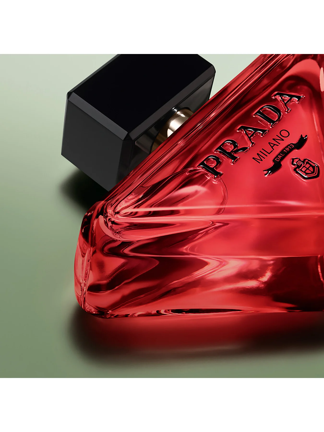 Paradoxe Radical Essence Parfum 30ml - Image 3