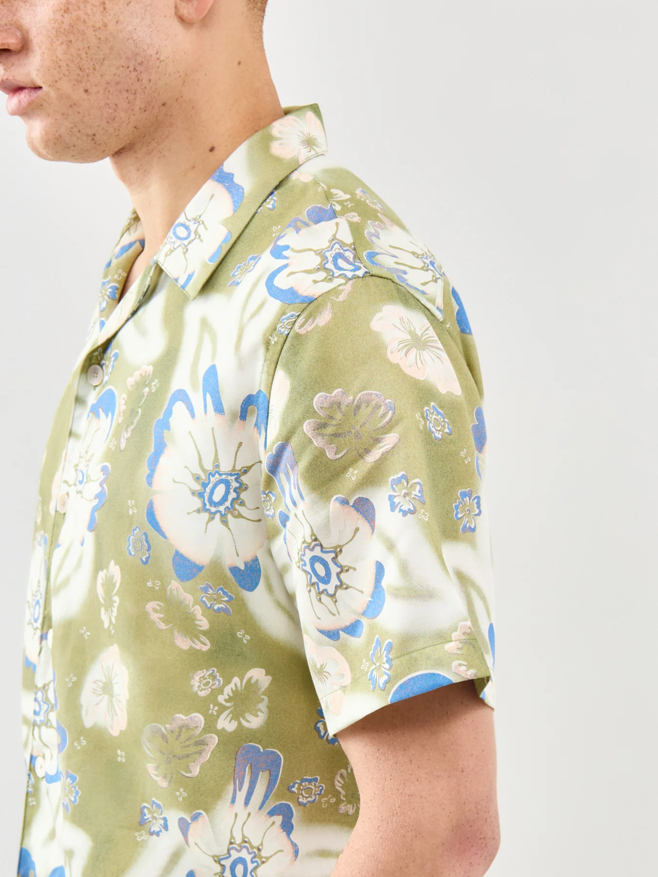 Floral Short Sleeve Shirt Green - Image 3
