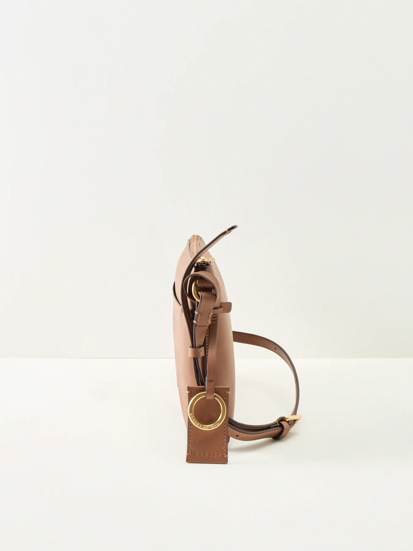 Pockets Medium Zip Top Crossbody Bag Tan - Image 4