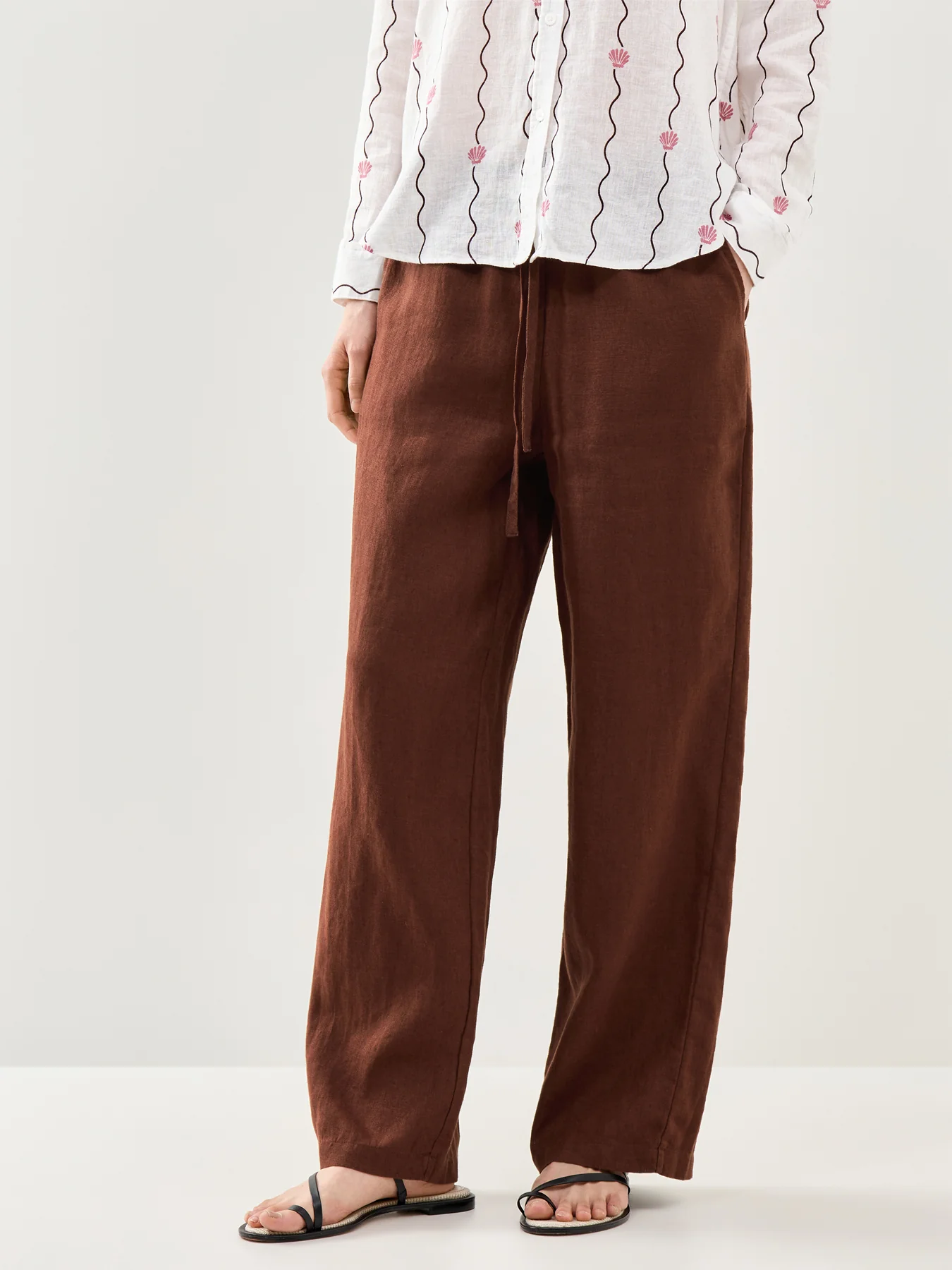 Emmie Straight Leg Trousers Brown - Image 4