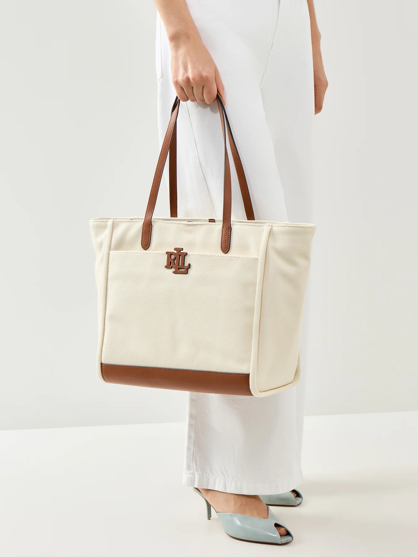 Cameryn Large Canvas Tote Bag Neutral - Image 2