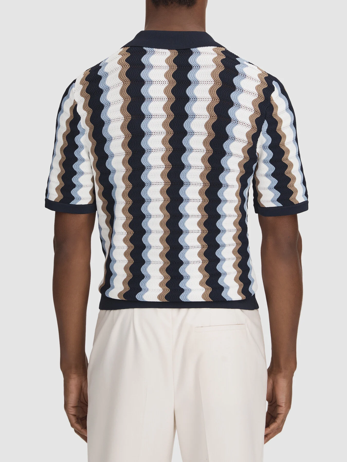Waves Knitted Cuban Collar Shirt - Image 2