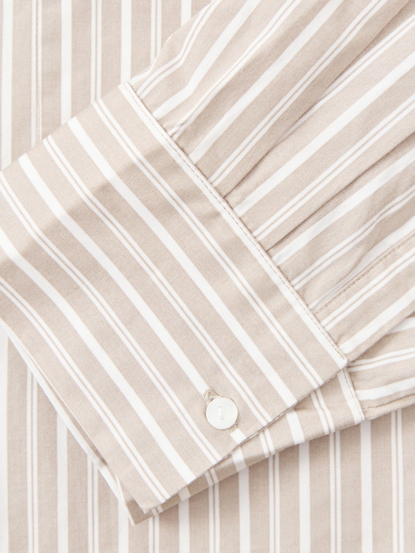 Astha Cropped Boxy Shirt Cream - Image 3