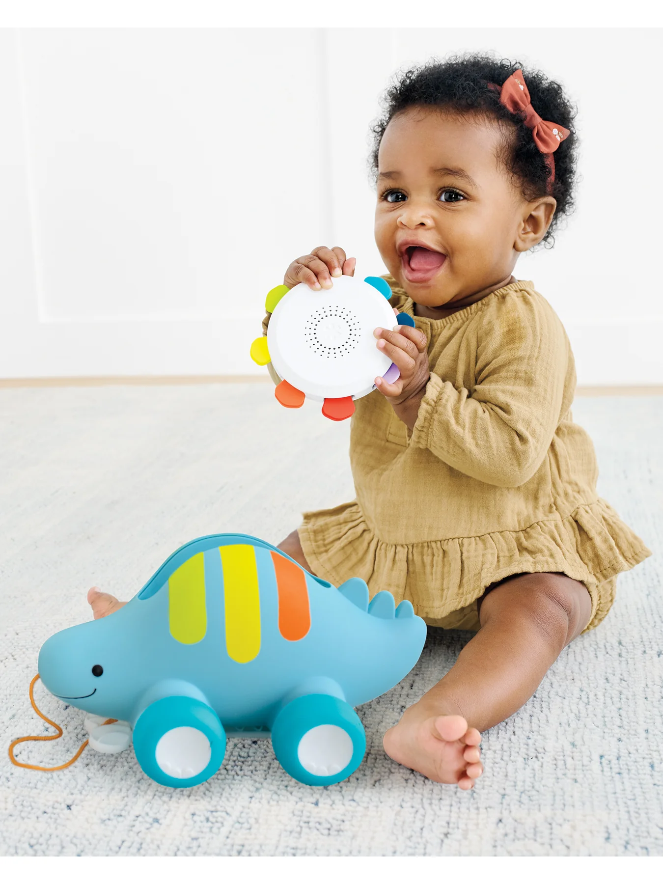 Skin Hop Shakin Stegosaurus 3 In 1 Toy - Image 3