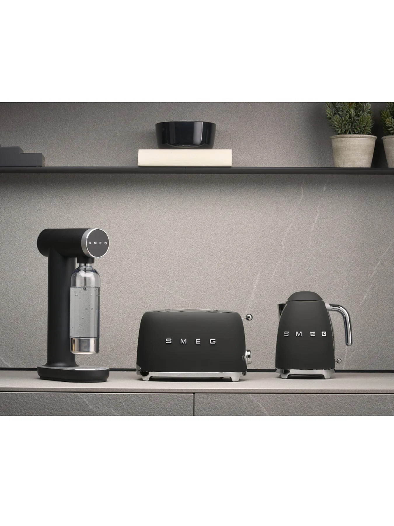 Soda Maker in Matte Black - Image 3