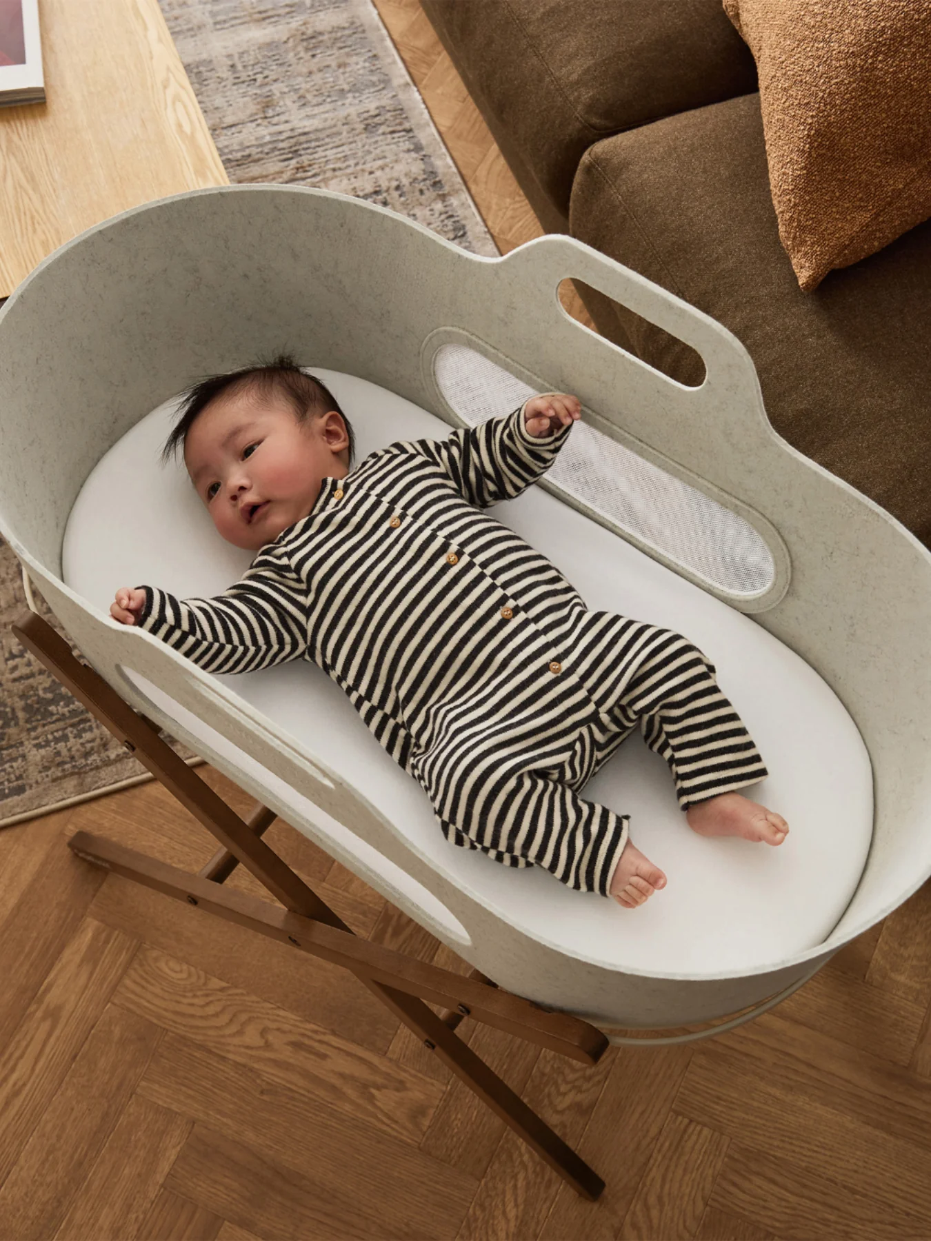 Cream SnuzBaskit Moses Basket - Image 2