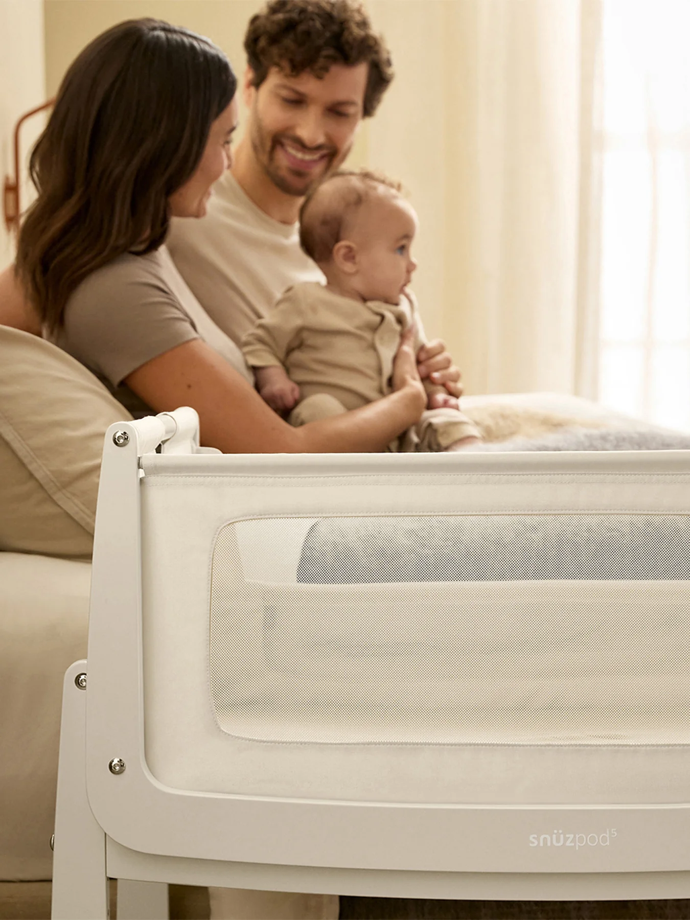 SnuzPod 5 Bedside Crib White - Image 10
